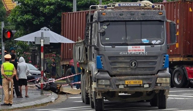 CÁI CHẾT ĐÁNG TIẾC CỦA NGƯỜI ĐÀN ÔNG VỪA RA KHỎI NHÀ: TAI NẠN KHIẾN GIA ĐÌNH TAN NÁT!