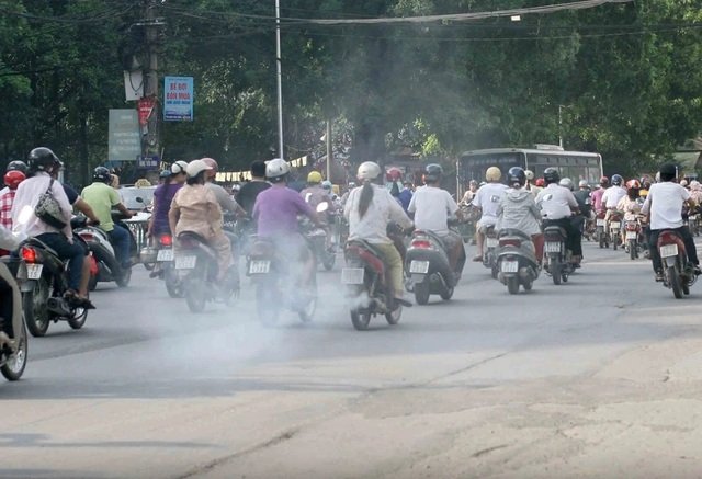 LOẠT VẤN ĐỀ KHIẾN VIỆC KIỂM ĐỊNH XE MÁY ĐỤNG BỨC, DÂY DẪN NGƯỜI DÂN ĐỐI MẶT VỚI KHÔNG ÍT KHÓ KHĂN!