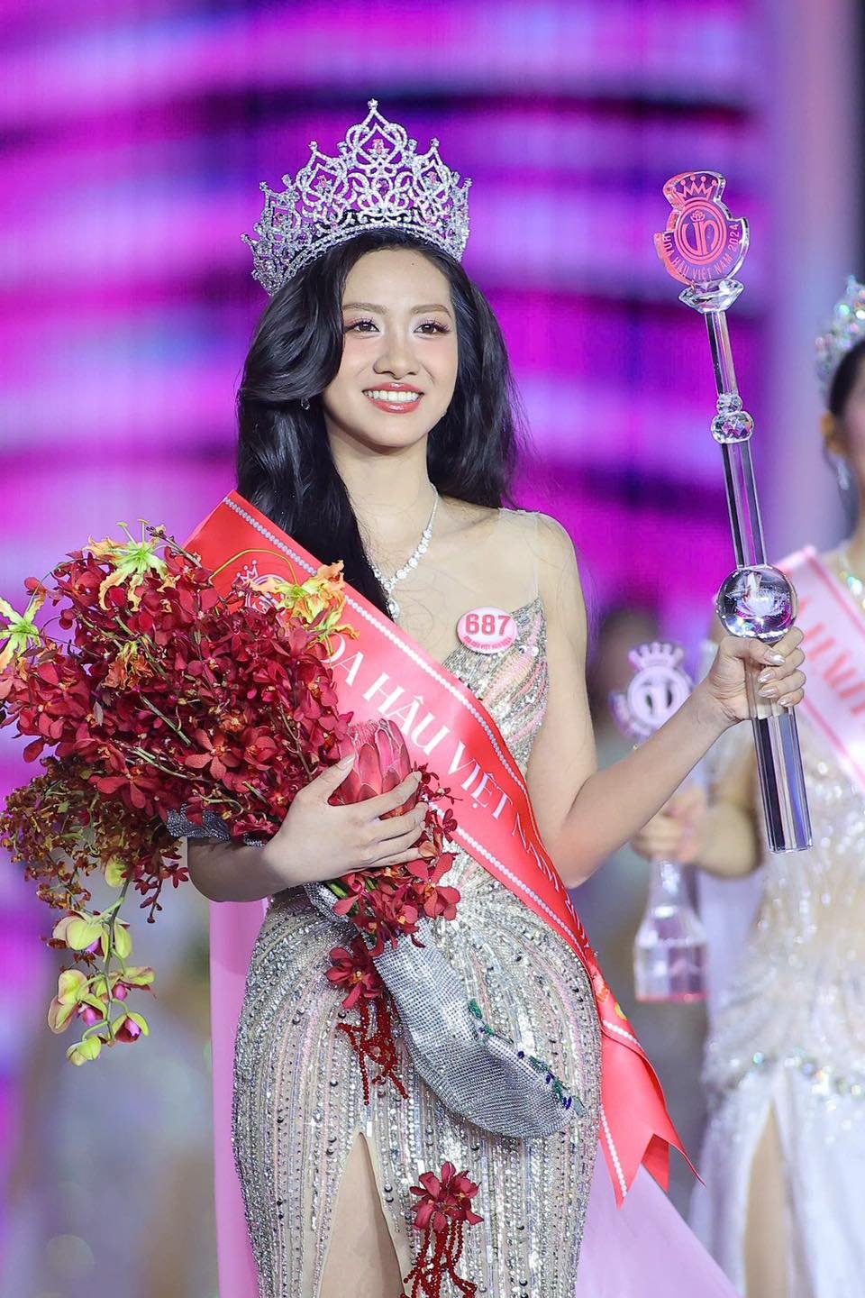 TỪ TỰ TI VỀ NGOẠI HÌNH ĐẾN HÒA HẬU VIỆT NAM 2024, CÂU CHUYỆN CỦA HÀ TRÚC LINH sẽ truyền cảm hứng cho bạn!