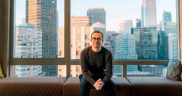 KHÁM PHÁ TRIẾT LÝ ĐẦU TƯ ĐAM MÊ CỦA DOANH NHÂN TRẺ ĐA NẠNG VỚI THÀNH CÔNG VƯỢT BẬC