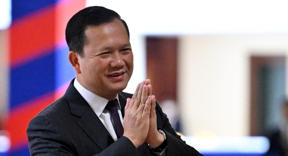 THỦ TƯỚNG CAMPUCHIA ĐỀU CẢM ƠN TỔNG THỐNG TRUMP VỀ HÀNH ĐỘNG CAN THIỆP GIẢI QUYẾT GIAO TRANH BIÊN GIỚI CAMPUCHIA-THÁI LAN