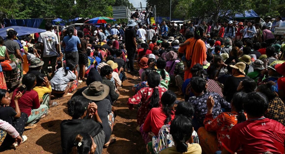 THÁI LAN TỐ CÁO CAMPUCHIA PHẢI TẤN CÔNG SAU THỎA THUẬN HÒA BÌNH Ở MALAYSIA