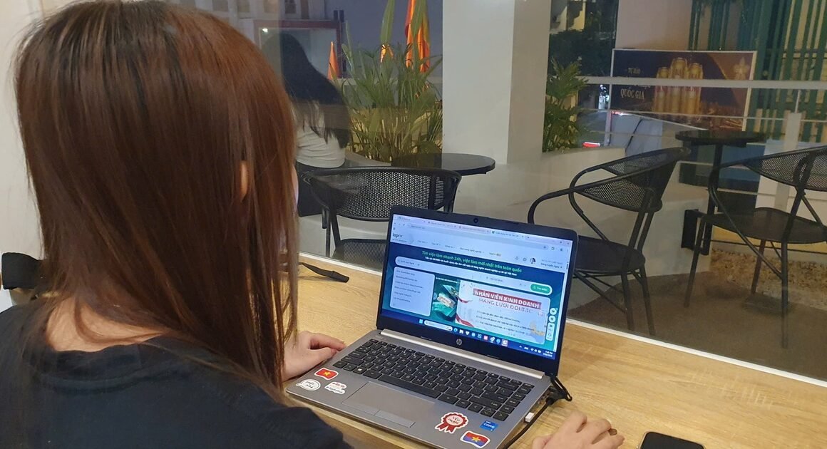 BẠN CÓ BIẾT RẰNG NGAY CẢ NHỮNG NGƯỜI MỨC TRUNG CỦA CV CŨNG GẶP KHÓ KHĂN?