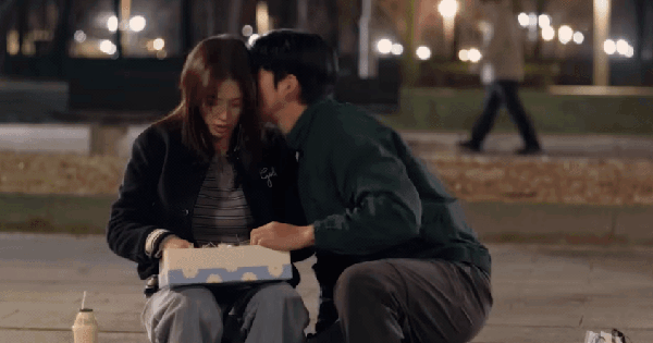 BỘ PHIM ĐỘI TUYỂN KỲ TÍCH ĐANG GÂY BÃO VỚI NHỮNG MỚI MẺ HỞI HỨC KHÁCH THÁI, BẠN ĐÃ XEM CHƯA?