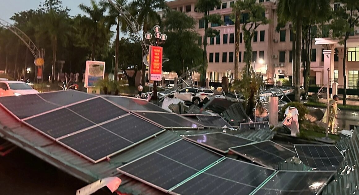 TRẬN GIÔNG LỐC KINH HOÀNG ĐỔ XÔ, GÂY THIỆT HẠI ĐẬM NÓT TỪ ĐÔ THỊ ĐẾN NÔNG THÔN!