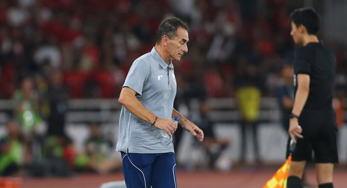 TẠI SAO HLV GERALD VANENBURG BỊ LOẠI KHỎI ĐỘI TUYỂN TRẺ VIỆT NAM TẠI SEA GAMES 33?