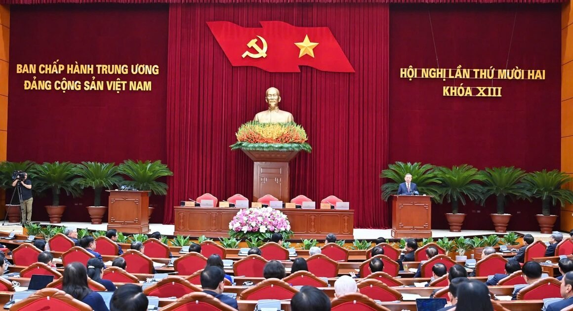 KHÁCH MẠNG CHƯA TỪNG ĐƯỢC BIẾT VỀ ĐẠI HỘI XIV: HƠN 1.500 ĐẠI BIỂU VỚI NHỮNG LĨNH VỰC ĐẶC BIỆT!