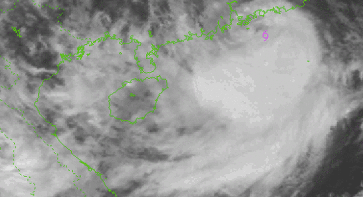 BÃO SỐ 3  MẠNH LÊN CẤP 11, GÂY MƯA CỰC ĐỘNG VỚI 600 MM, ĐÁNG CHỜ NHỮNG NHẬN ĐỊNH CHI TIẾT!