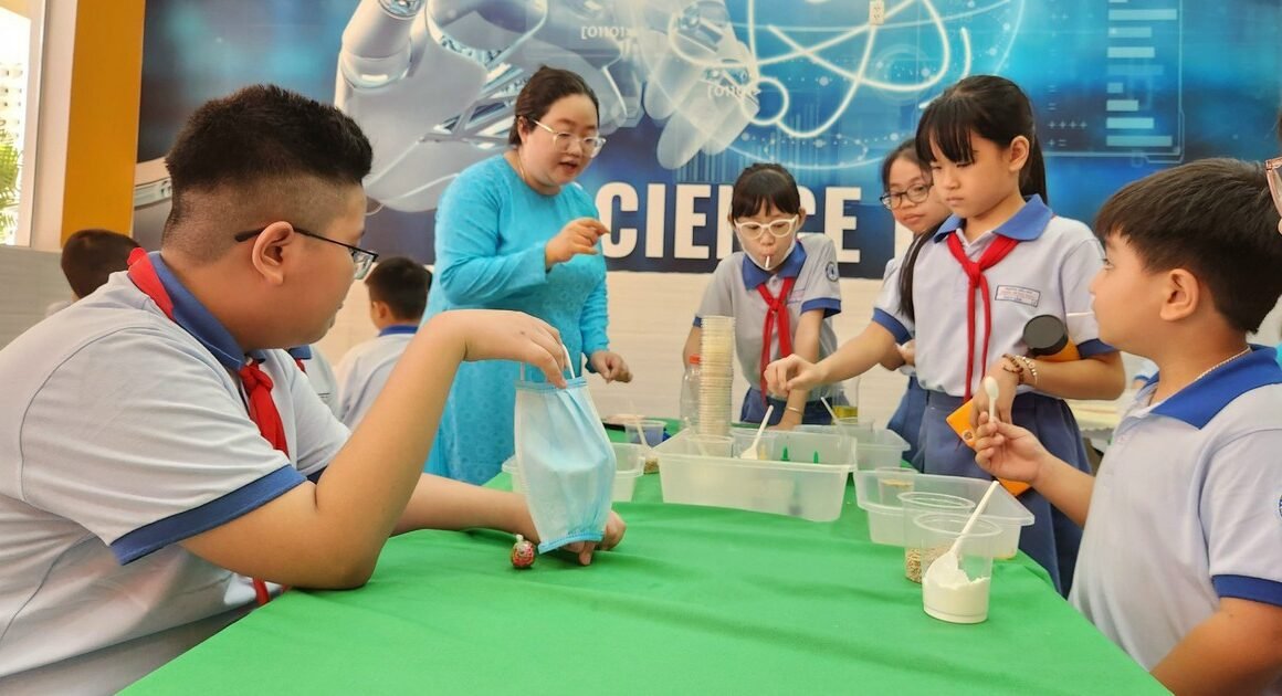 KHÁM PHÁ QUY ĐỊNH MỚI VỀ CHUYỂN TRƯỜNG TẠI TP.HCM SAU SÁP NHẬP!