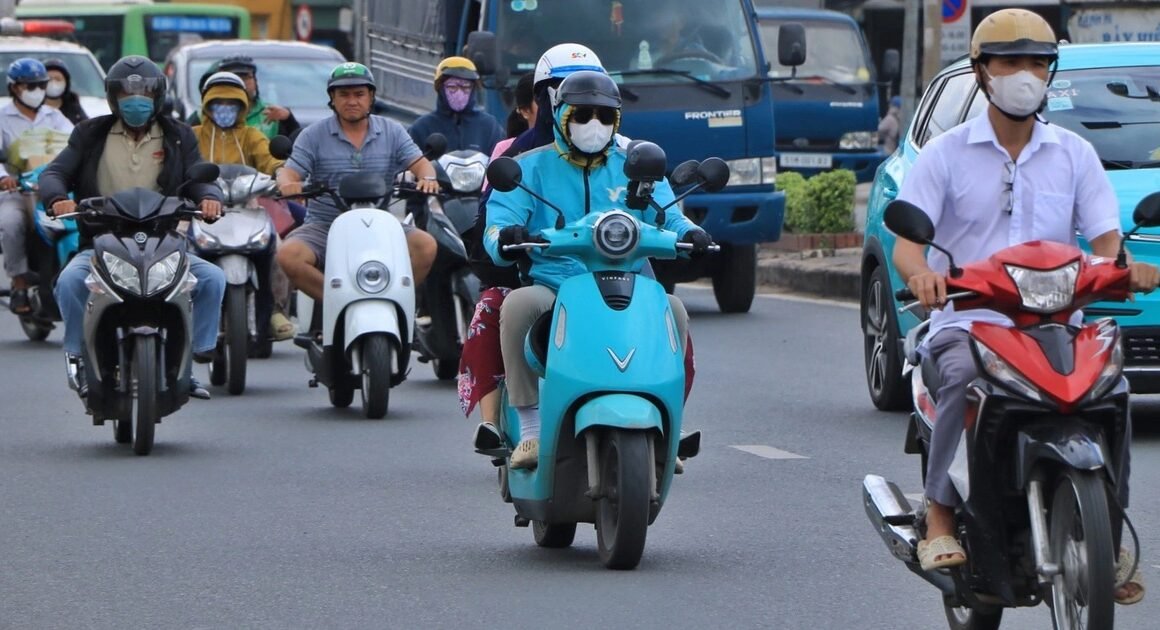 SẮP ĐẾN CUỘC “LỘT XÁC GIAO THÓI”: PIN THẢI XE ĐIỆN TP.HCM SẼ ĐƯỢC XỬ LÝ NHƯ THẾ NÀO?