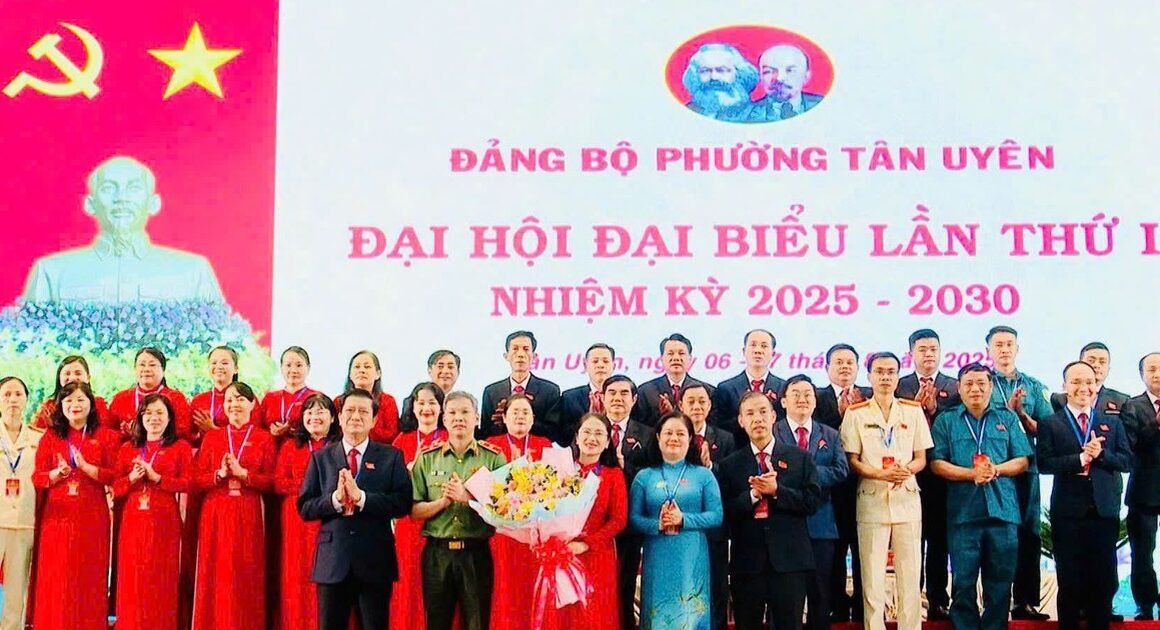 BÀ NGUYỄN THỊ TUYẾT NHUNG TRỞ THÀNH BÍ THƯ ĐẢNG ỦY PHƯỜNG, AI LÀ CÁC PHÓ BÍ THƯ MỚI?