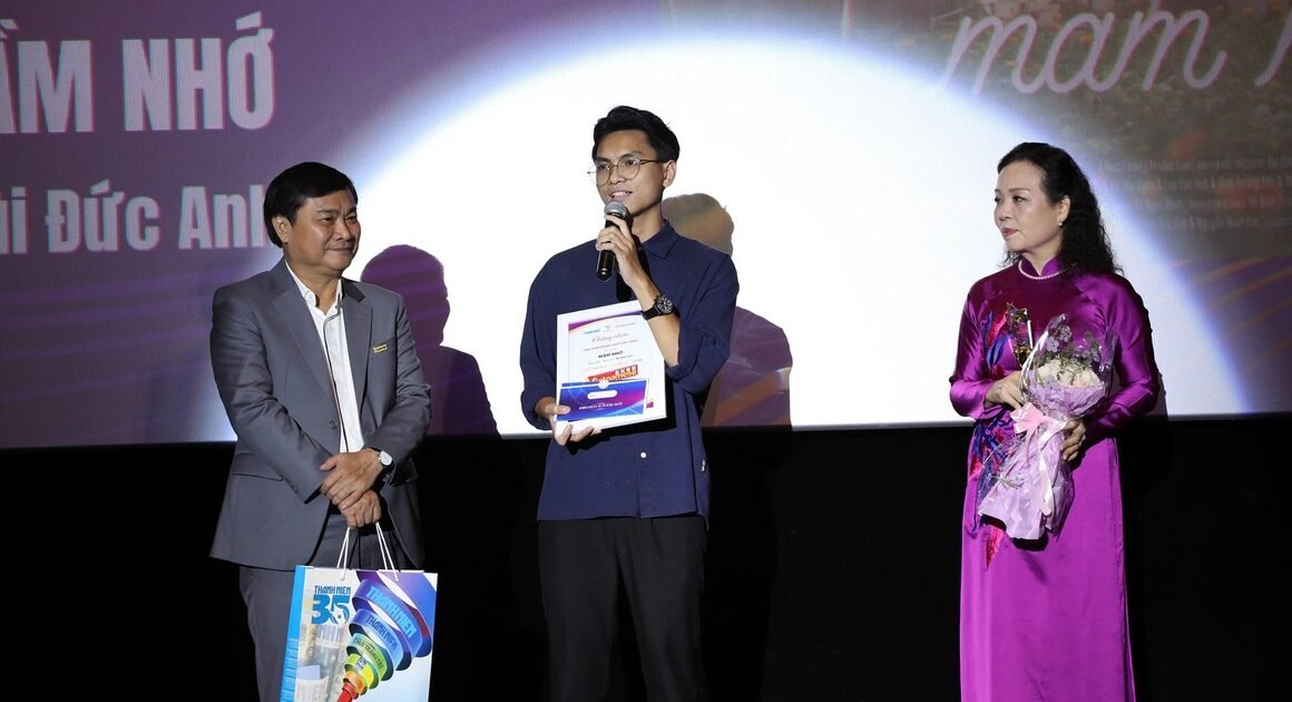 MẦM NHỚ CỦA BÙI ĐỨC ANH CHINH PHỤC GIẢI THƯỞNG, ĐẶC BIỆT VỚI 3 GIẢI QUAN TRỌNG!