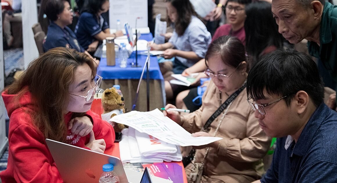 CHÍNH SÁCH THỊ THỰC THAY ĐỔI – THÁCH THỨC MỚI ĐỐI VỚI DU HỌC SINH VIỆT VÀ CÁC TRƯỜNG QUỐC TẾ!