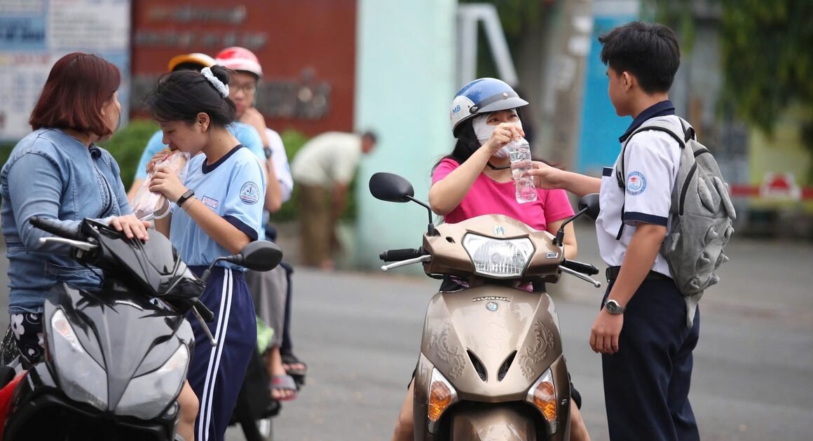 NÊN ĐỂ HỌC SINH ĐƯỢC NÓI “GỪI GÓI” SÁNG ĐẸP VÀ TẬP TRUNG HƠN TRONG GIỜ HỌC?