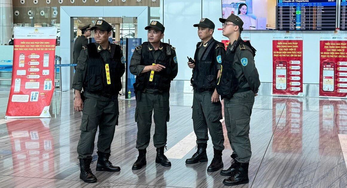 ĐỘI NGŨ AN NINH ĐẶC NHIỆM TĂNG CƯỜNG KIỂM TRA NGẪU NHIÊN GẦN CÁC GIAO LƯU CHỐT LỄ 2.9!