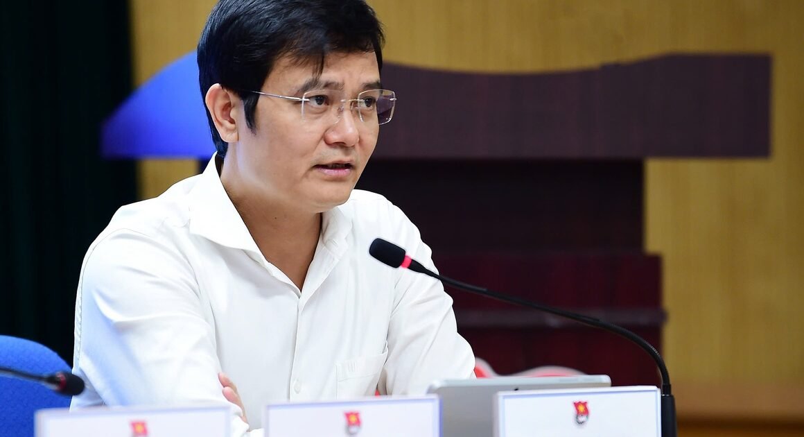 ĐỘI HÌNH THANH NIÊN TÌNH NGUYỆN CẦN THÔNG THẠO CÔNG VIỆC, MỚI GIÚP NGƯỜI DÂN VƯỢT QUA MỌI KHÓ KHĂN!