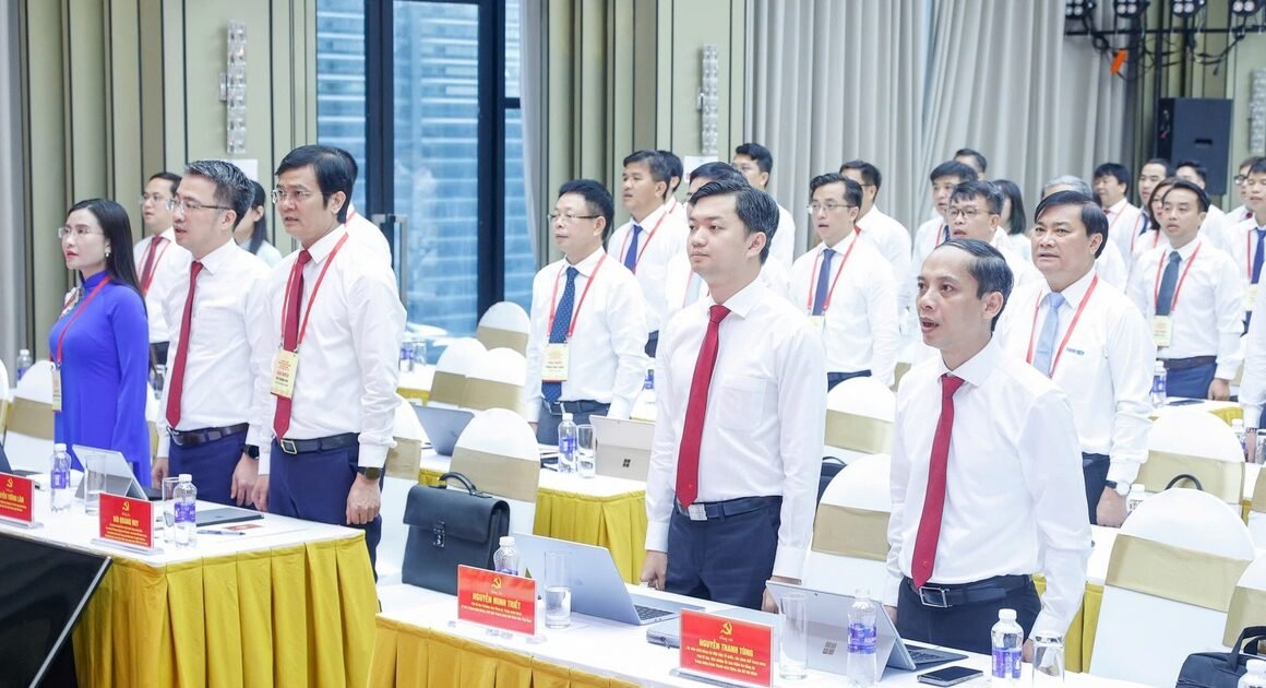 KHÁI QUÁT NHỮNG THÀNH TỰU VƯỢT BỘ TRONG KHÓ KHĂN ĐỂ ĐẨY MẠNH ĐOÀN THANH NIÊN VƯƠN XA