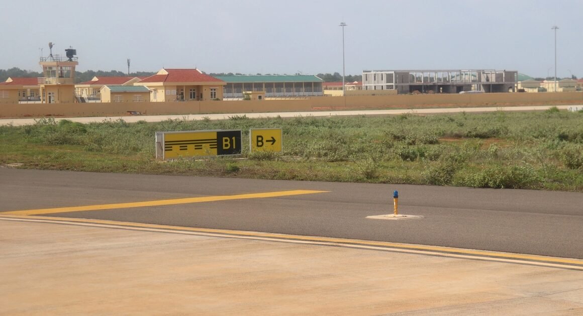 TÓI ĐAU KHẨN CẤP: CHỦ TỊCH UBND TỈNH VĂN BẢN VỚI ĐỀ NGHỊ TÁI KHỞI ĐỘNG DỰ ÁN SÂN BAY PHAN THIẾT