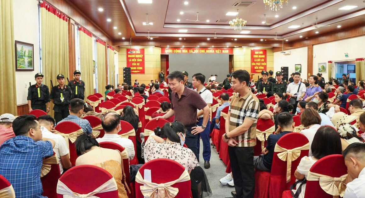 BẠN ĐÃ BƯỚC VÀO TRẬN MẮT CỦA CÁC ĐỐI TƯỢNG ĐA CẤP LỪA ĐẢO VỚI NHỮNG HỘI THẢO KHÉP LÁY, TIỀN CỦA AI ĐÓNG GÓP?