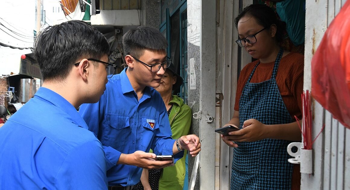 KHÁM PHÁ TRỢ LÝ ẢO GPT ĐẦU TIÊN TẠI TP.HCM GIÚP DÂN GIẢI ĐÁP MỌI THỦ TỤC HÀNH CHÍNH!