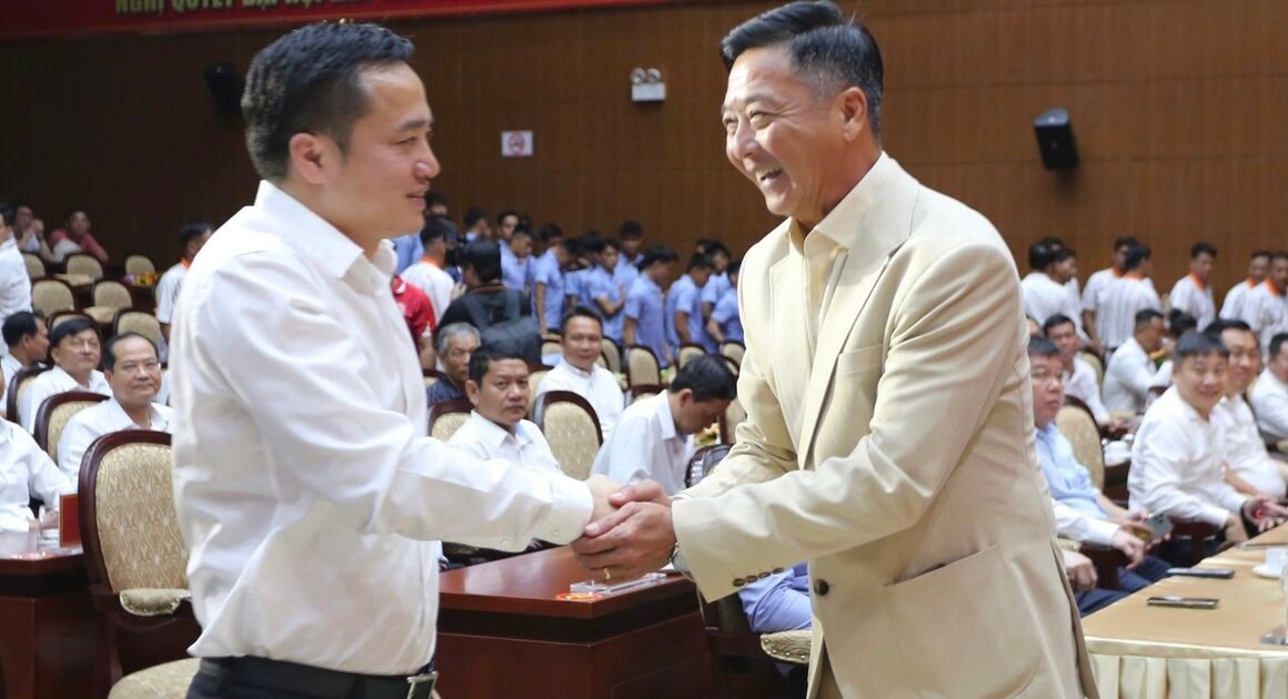 CLB CÔNG AN TP.HCM MỞ MÀN TRƯỚC MỤC TIÊU KHÔN NGOAN, ĐỦ SỨC ĐẠT VỊ TRÍ CAO TRONG V-LEAGUE 2025-2026!