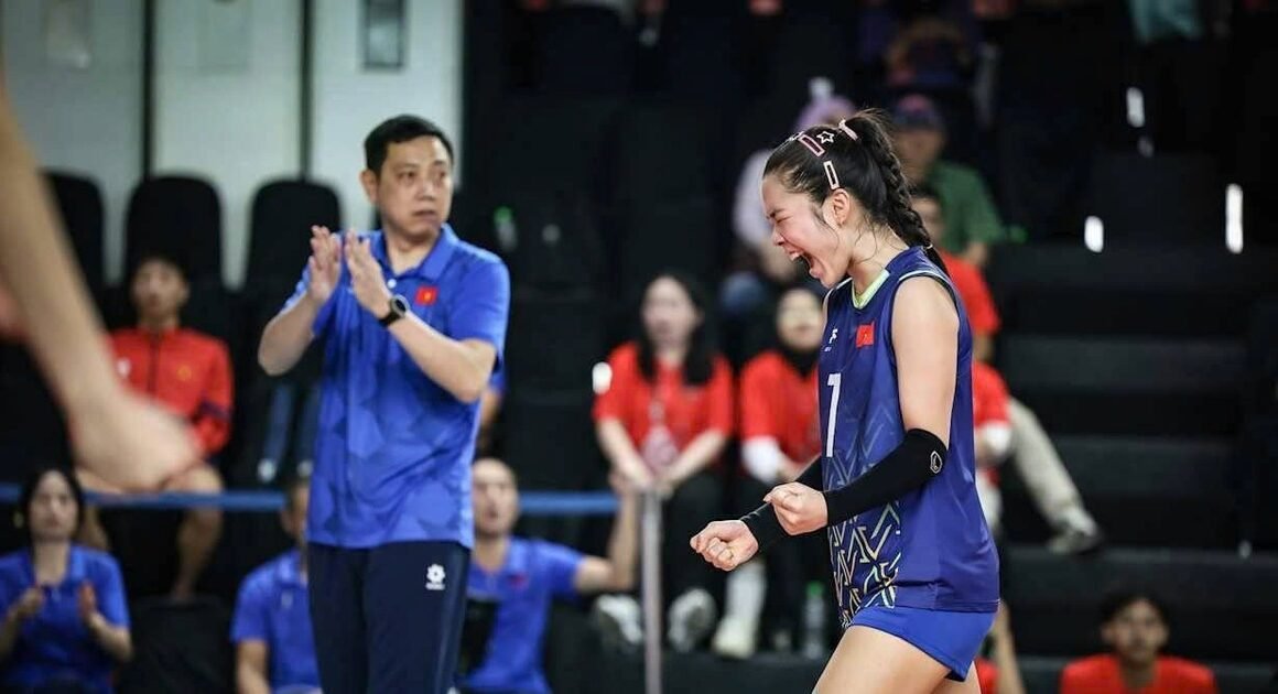 BẤT NGỜ CHỚP NHOÁNG: ĐỘI TUYỂN BÓNG CHUYỀN NỮ U.21 VN GẬP NGƯỜI TRONG SƯỚNG VÌ BỊ XỬ THUA Ở GIẢI ĐẤU QUỐC TẾ!