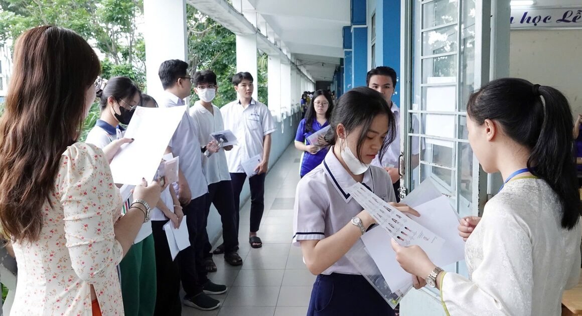 KHÁM PHÁ ĐIỂM CHUẨN TRƯỜNG ĐH TÔN ĐỨC THẮNG VÀ KẾ HOẠCH XÉT TUYỂN BỔ SUNG 2025!