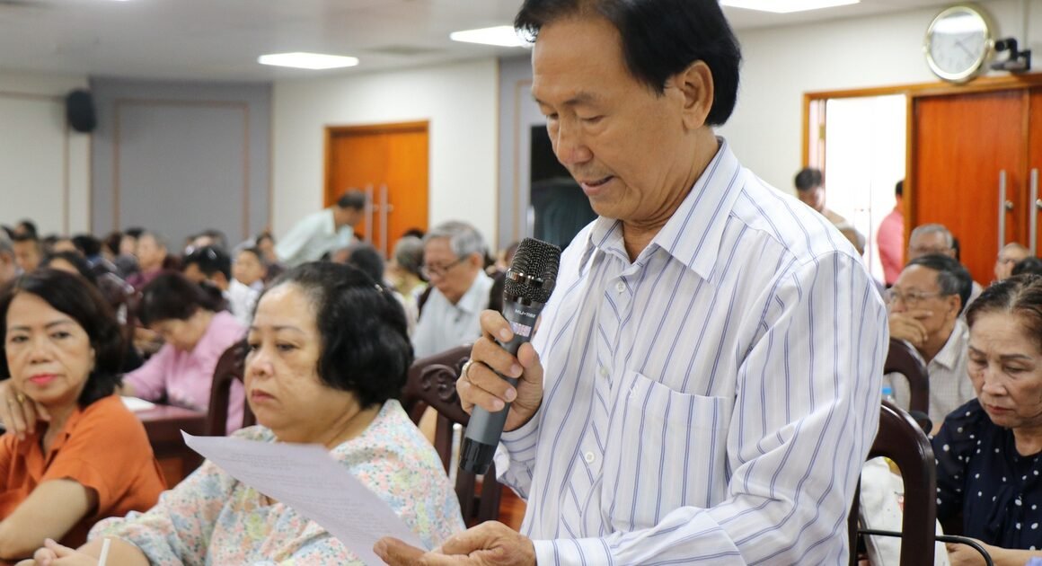 BIẾN ĐỔI GIAO THÔNG TẠO CHIỀU HƯỚNG MỚI CHO TP.HCM, NHƯNG ĐỪNG ĐỂ NGƯỜI DÂN BỊ KHOÁNG NGẠI!