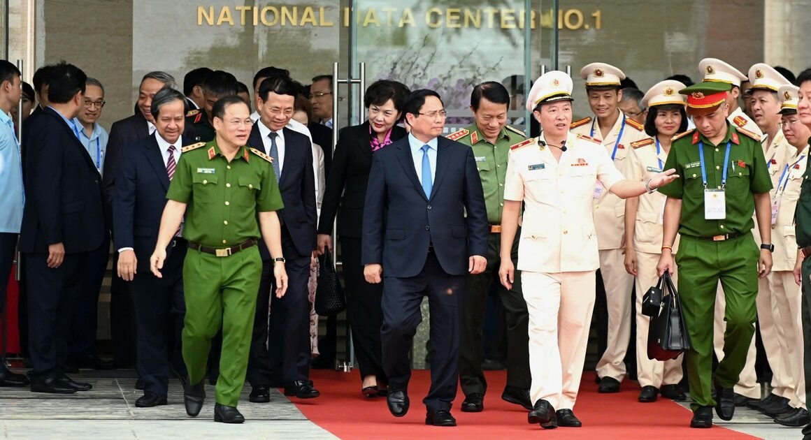 KHÔNG GIAN TRUNG TÂM DỰ LIỆU QUỐC GIA SỐ 1 ĐẦU TIÊN CẤP QUỐC GIA ĐẠT CHỨNG CHỈ QUỐC TẾ CAO NHẤT, MỞ RA HÀNG TẦM NGUỒN LỰC KHÔNG GIỚI HẠN