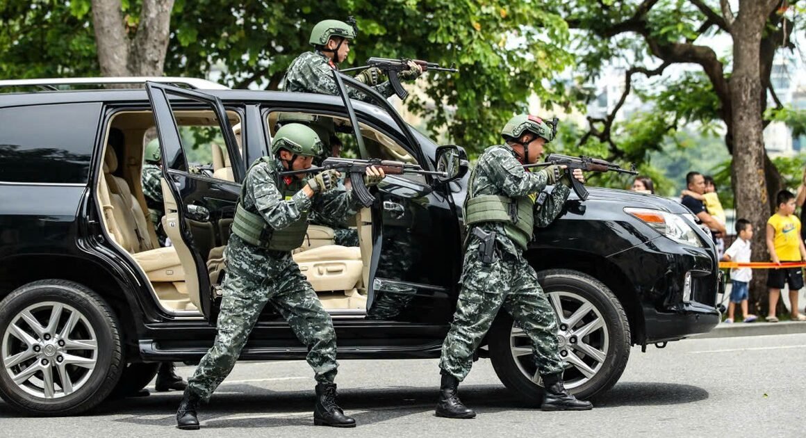 NHỮNG LỚP BẢO VỆ TINH XẢO ĐẺO ĐẰNG ĐỘC NHẤT, SẴN SÀNG CHỐNG LẠI MỌI XÁC SUẤT Để BẢO VỆ SỰ KIỆN A80!