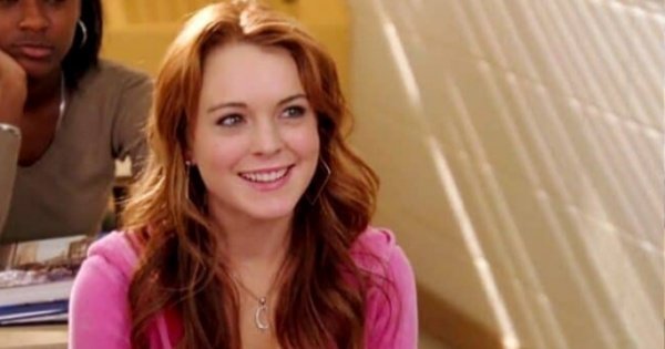 KHÁM PHÁ VẺ NGỌT NGÀO VÀ QUYẾN RŨ CỦA LINDSAY LOHAN TRONG MEAN GIRLS (2004)