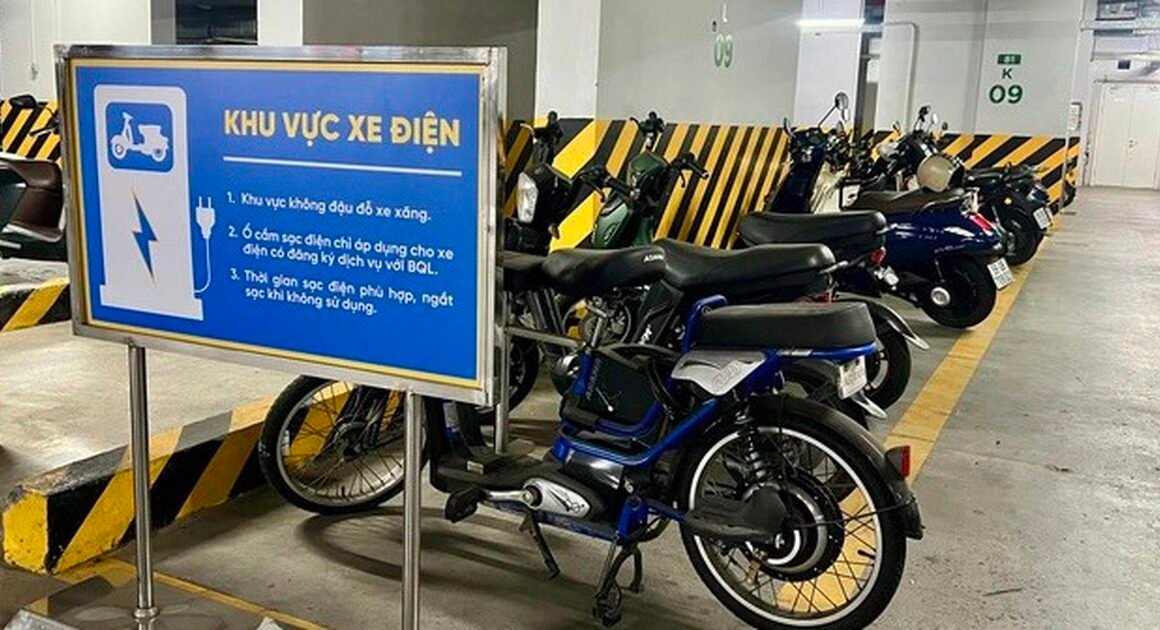 CHUYỂN ĐỔI GIAO THÔNG XANH CÓ ĐẢNG, TẠI SAO NHIỀU CHUNG CƯ TẠI TP.HCM ĐỀU BỎ GỬI XE ĐIỆN?