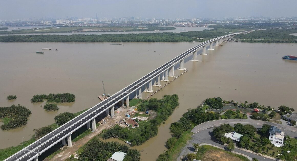 KHỞI ĐỘNG HƠN 50 TRIỆU TỶ ĐỒNG: ĐỒNG NAI BỨT PHÁ VỚI NHỮNG DỰ ÁN TRỌNG ĐIỂM GAY CẤN NHẤT NĂM!