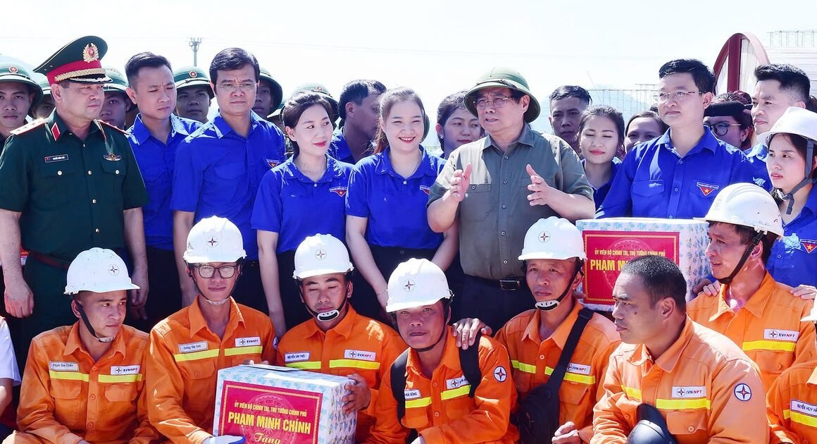 KHẨN TRƯƠNG: TĂNG TỐC CHỐT ĐÍCH DỰ ÁN ĐƯỜNG DÂY 500 KV LAO CAI – VĨNH YÊN TRONG NGÀY 19.8!