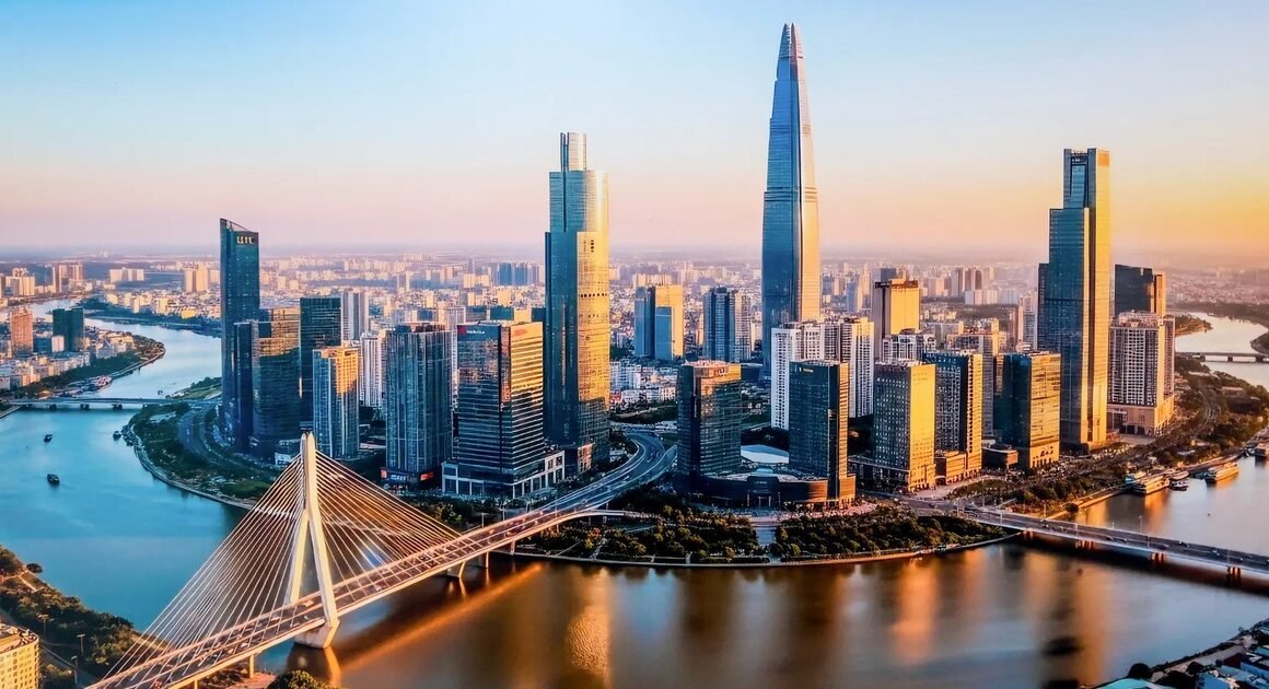 SÁNG NẾP MỚI CHO KINH TẾ VIỆT NAM: TRUNG TÂM TÀI CHÍNH QUỐC TẾ SẼ ĐƯỢC HOÀN THÀNH TRONG NĂM 2025!