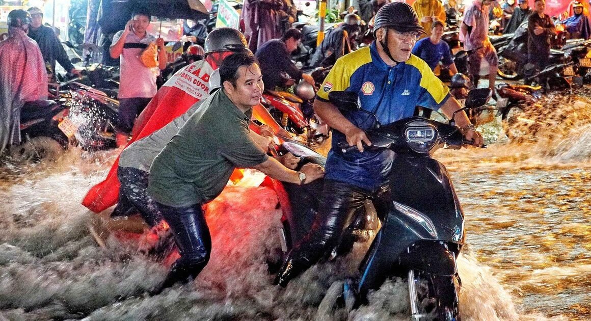 BÃO SỐ 5 TRÊN BIỂN ĐÔNG, DỰ ĐOÁN MỖI THÁNG GÂY MƯA LỚN, SẼ ĐẨY LÙI NỀN VĂN HÓA KHÔNG KHÍ ĐANG ĐÁP ỨNG THẾ NÀY NHƯ THẾ NÀO?