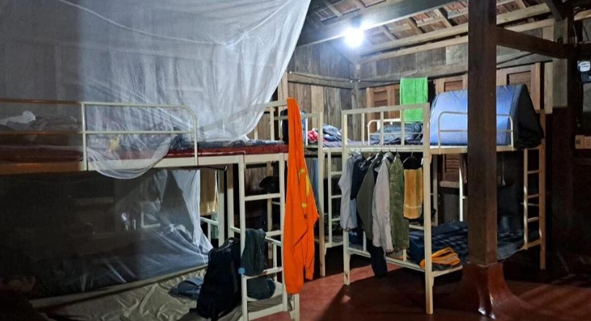 AI SẼ CHIA CA, AI SẼ CHUNG NHÀ?