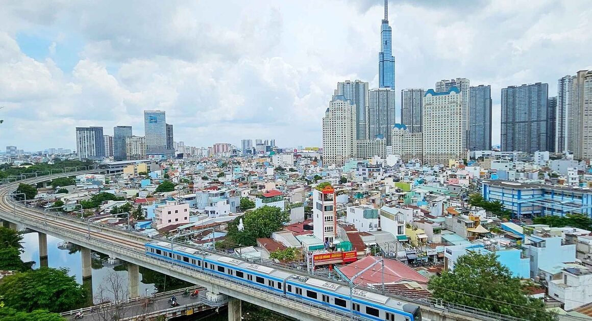 KHỞI ĐẦU CỦA MỘT THỜI KỲ MỚI, VIỆT NAM CHẤN ĐỘNG TRƯỚC CƠN ĐỊCH THUỘC ĐỊA MỚI