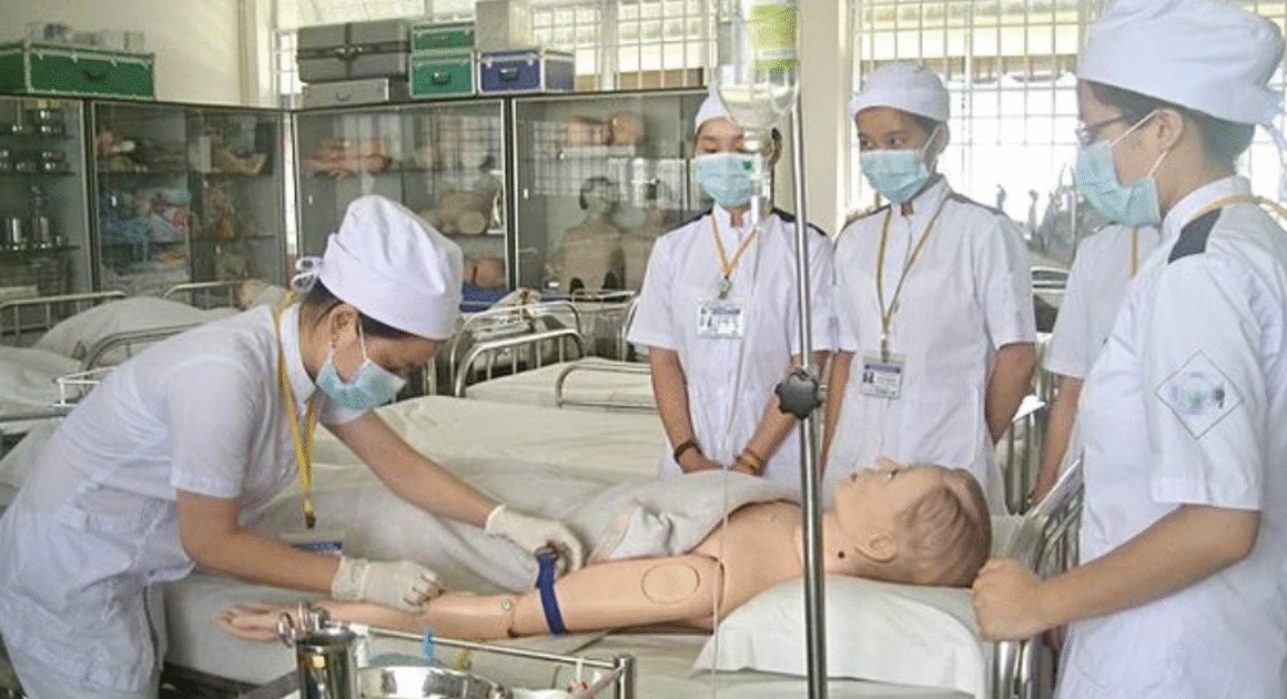 điểm chuần các ngành học tại tuyển sinh tây nguyên gây bất ngờ khi nhiều ngành yêu cầu trên 9 điểm/môn, trong đó ngành điều dưỡng vượt cả y khoa!