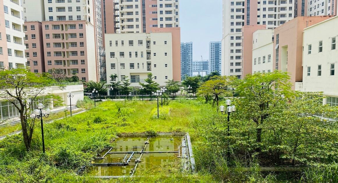 KHÁCH HÀNG BỎ LỠ, TẠI SAO 4 LẦN ĐẤU GIÁ CỦA THỦ THIÊM VẪN KHÔNG BÁN ĐƯỢC?