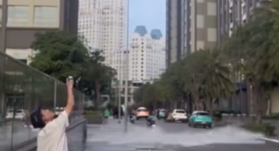 BẤT NGỜ, BÌNH NƯỚC SUỐI 20 LÍT RƠI TỪ TRÊN TRỜI, PHÁT NƯỚC BÙNG NỔ GIẬT MÌNH DƯỚI ĐÁY NEY!