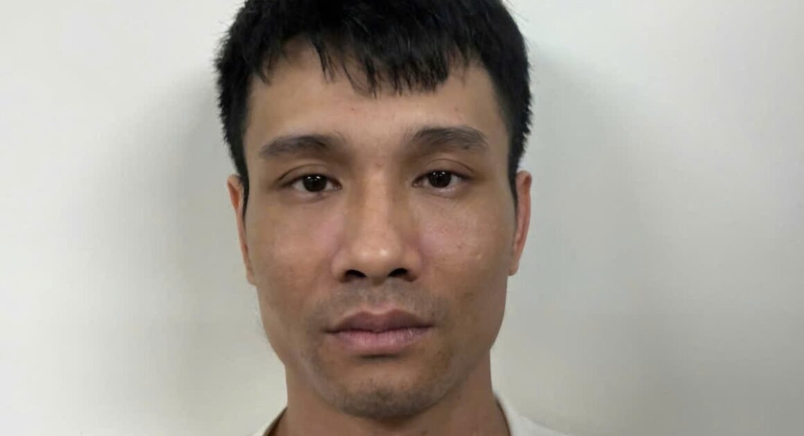 👉 PHÁT HIỆN ĐƯỜNG DÂY LỪA ĐẢO “KIẾM TIỀN ONLINE TẠI NHÀ” CHIẾM ĐOẠT HÀNG NGÀN TỶ ĐỒNG NGƯỜI DÂN!