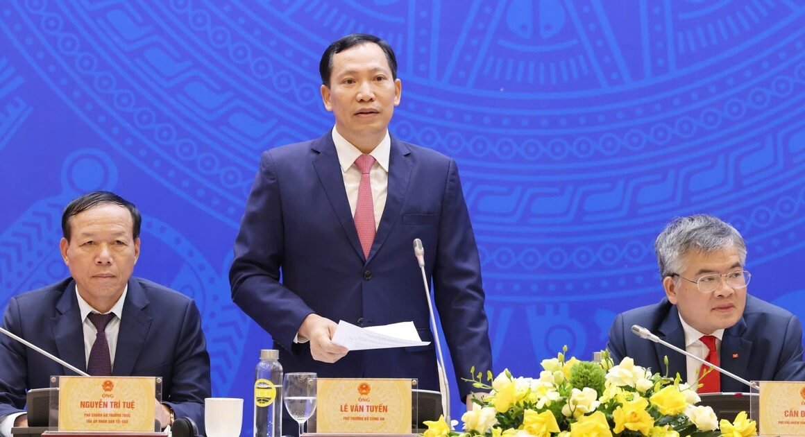 NHỮNG AI KHÔNG CÓ TÊN TRONG DANH SÁCH ĐẶC XÁ GẦN 14.000 NGƯỜI ĐỢT 2 NĂM 2025?