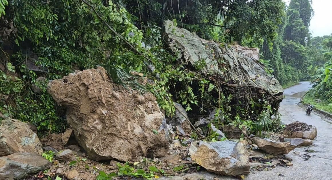 BÃO BUALOI CHƯA VÀO BỜ, NHƯNG MƯA LỚN ĐÃ GÂY THIỆT HẠI NẶNG NỀ Ở QUẢNG TRỊ!