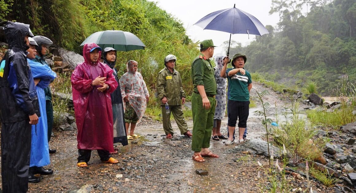 HƠN 40 NGƯỜI VẪN MẤT TÍCH KHI ĐI RỄ, GIA ĐÌNH ĐANG NGHỠNG NGÙNG TÌM KIẾM!
