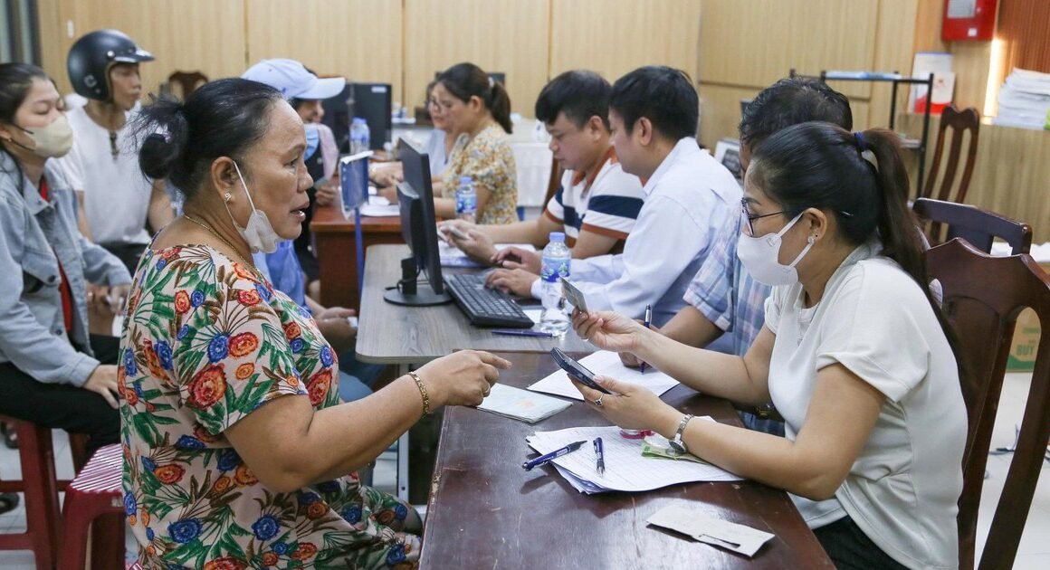 LÃNH ĐẠO ĐÀ NẴNG PHÊ BÌNH NHIỀU XÃ, PHƯỜNG CHẬM CẬP NHẬT CHI TRẢ QUÀ QUỐC KHÁNH 2/9 – CHỦ TỊCH XÃ PHẢI CHỊU TRÁCH!