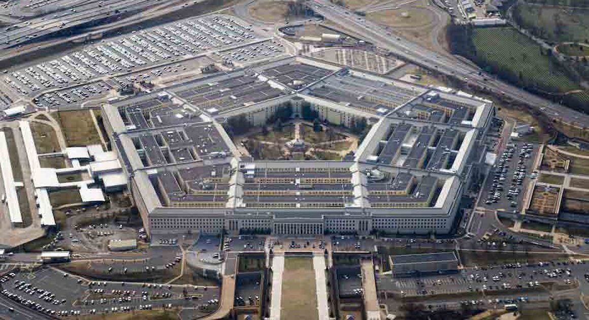 TẠI SAO MỸ ĐANG RUNG CHUYỂN VỚI DỰ ÁN ĐỔI TÊN BỘ QUỐC PHÒNG?