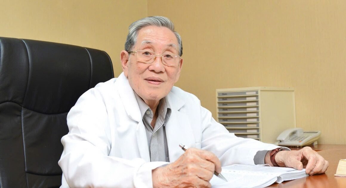 KHÁM PHÁ NGƯỜI ĐẸP NHẤT TRONG HỘI NGHỊ – GIẢI THƯỞNG CỐNG HIẾN TRỌN ĐỜI ĐẾN BẬC NHÀ NÔNG Y-THỨC NGUYỄN ĐÌNH HỐI!