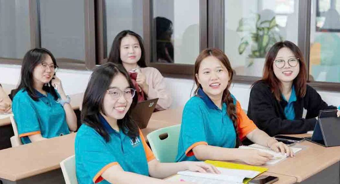 TIẾNG ANH ĐANG CHINH PHỤC GIÁO DỤC ĐẠI HỌC VIỆT NAM, BẠN ĐÃ SẴN SÀNG CHO BƯỚC ĐẦU MỚI?