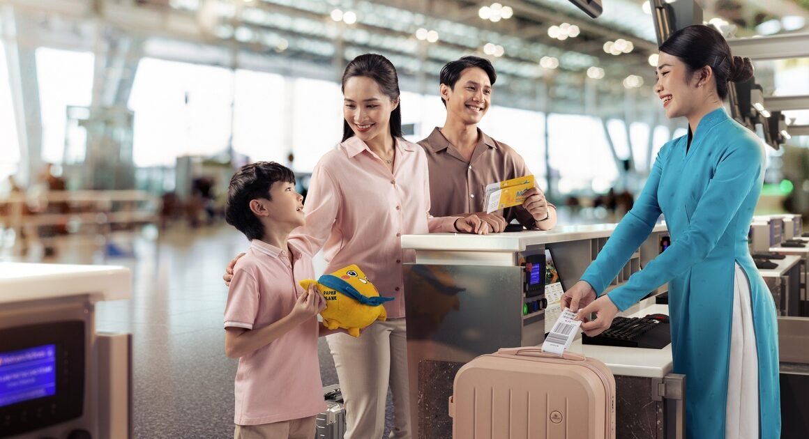 CẬP NHẬT: HÀNG TRIỆU VÉ TẾT NGAY ĐƯỢC MỞ BÁN, CHỜ GÌ NỮA!